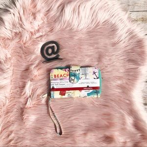 NWT Mundi Beach Vacation All in One Clutch Wallet